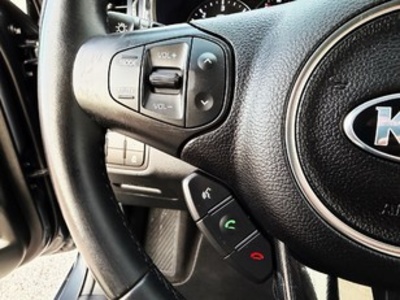 Kia Carens 1.7 CRDi VGT Concept Eco-Dynam 85 kW (115 CV) Kia Carens 1.7 CRDi VGT Concept Eco-Dynam 85 kW (115 CV)