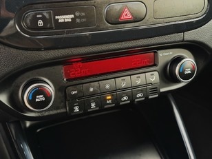 Kia Carens 1.7 CRDi VGT Concept Eco-Dynam 85 kW (115 CV)