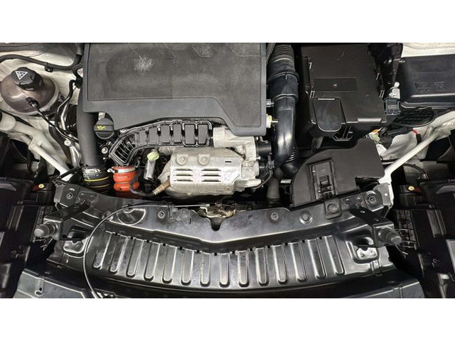 OpelCrossland X 1.2 S&S Design Line 120 Aniversario Auto 81 kW (110 CV) Vehículo usado en Barcelona - 18