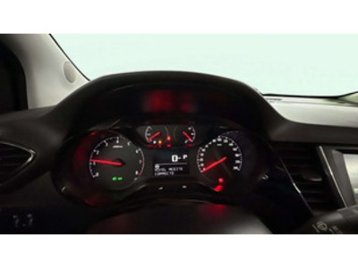 Opel Crossland X 1.2 S&S Design Line 120 Aniversario Auto 81 kW (110 CV) Opel Crossland X 1.2 S&S Design Line 120 Aniversario Auto 81 kW (110 CV)