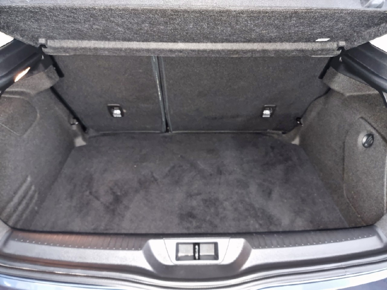 Renault Megane Techno Blue dCi EDC 85 kW (115 CV) - 12