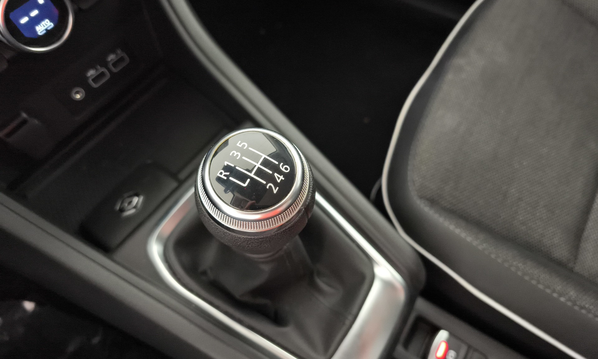 Renault Captur Techno TCe 66 kW (90 CV) - 24