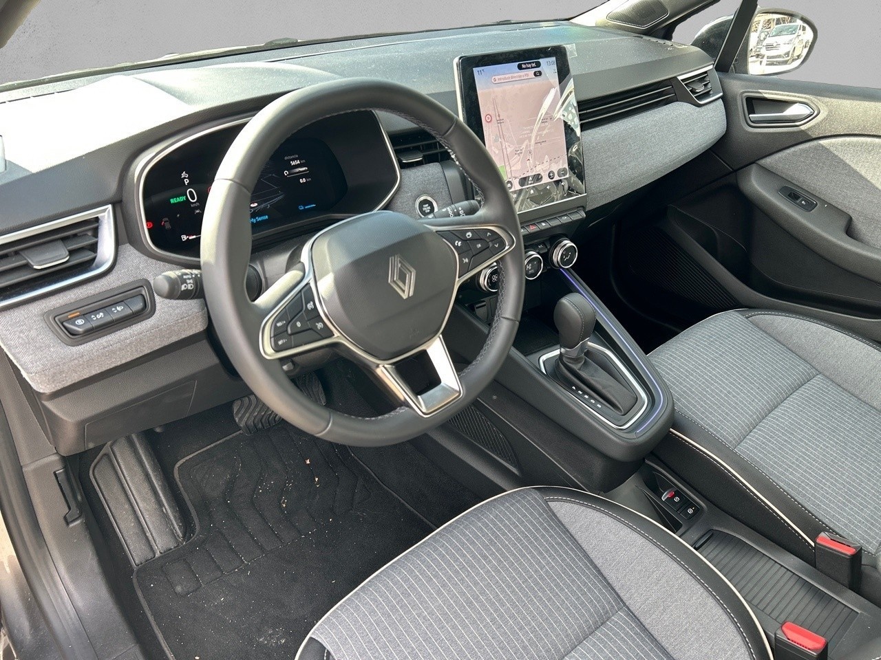 Renault Clio Techno E-Tech full Híbrido 105 kW (143 CV) - 4