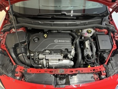 Opel Astra 1.4 Turbo S&S Dynamic 92 kW (125 CV) Opel Astra 1.4 Turbo S&S Dynamic 92 kW (125 CV)