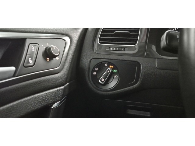 VolkswagenGolf Advance 1.4 TSI 92 kW (125 CV) DSG Vehículo usado en Barcelona - 27