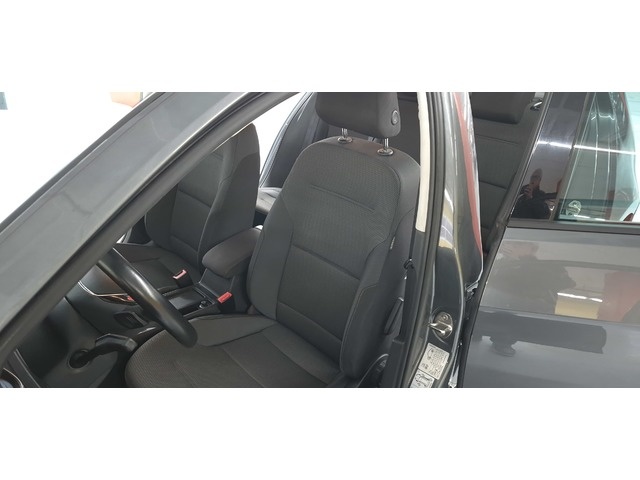 VolkswagenGolf Advance 1.4 TSI 92 kW (125 CV) DSG Vehículo usado en Barcelona - 31