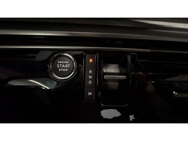 Peugeot5008 Hybrid 1.2 Allure eDCS6 100 kW (136 CV) Vehículo usado en Barcelona - 19