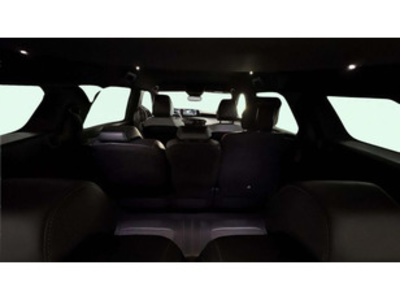 Peugeot 5008 Hybrid 1.2 Allure eDCS6 100 kW (136 CV) Peugeot 5008 Hybrid 1.2 Allure eDCS6 100 kW (136 CV)