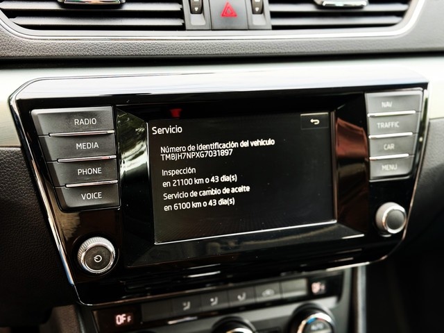 SkodaSuperb Combi 2.0 TDI Style DSG 110 kW (150 CV) Vehículo usado en Barcelona - 21