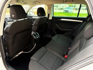 Skoda Superb Combi 2.0 TDI Style DSG 110 kW (150 CV)