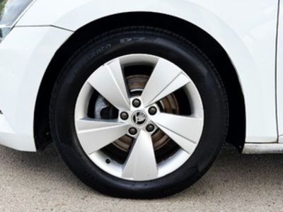 Skoda Superb Combi 2.0 TDI Style DSG 110 kW (150 CV) Skoda Superb Combi 2.0 TDI Style DSG 110 kW (150 CV)