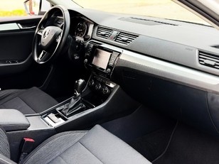 Skoda Superb Combi 2.0 TDI Style DSG 110 kW (150 CV)