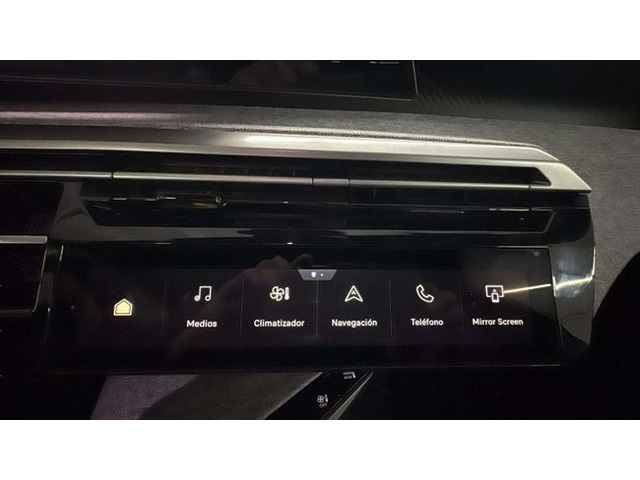 Peugeot3008 Allure Hybrid eDCS6 100 kW (136 CV) Vehículo usado en Barcelona - 17