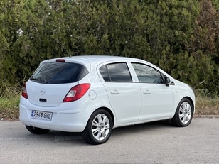 Opel Corsa 1.2 Essentia 59 kW (80 CV)
