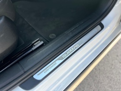 Audi A4 Allroad 2.0 TFSI quattro 155 kW (211 CV) S tronic Audi A4 Allroad 2.0 TFSI quattro 155 kW (211 CV) S tronic