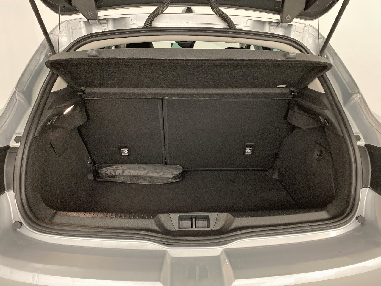 Renault Megane Techno Blue dCi EDC 85 kW (115 CV) - 12