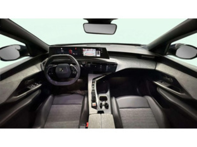 Peugeot 3008 Allure Hybrid eDCS6 100 kW (136 CV) Peugeot 3008 Allure Hybrid eDCS6 100 kW (136 CV)