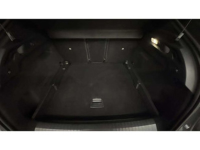 Peugeot 3008 Allure Hybrid eDCS6 100 kW (136 CV) Peugeot 3008 Allure Hybrid eDCS6 100 kW (136 CV)