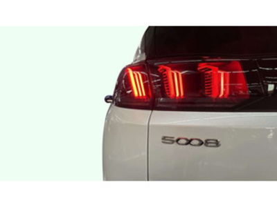 Peugeot 5008 1.2L PureTech S&S Active 96 kW (130 CV) Peugeot 5008 1.2L PureTech S&S Active 96 kW (130 CV)