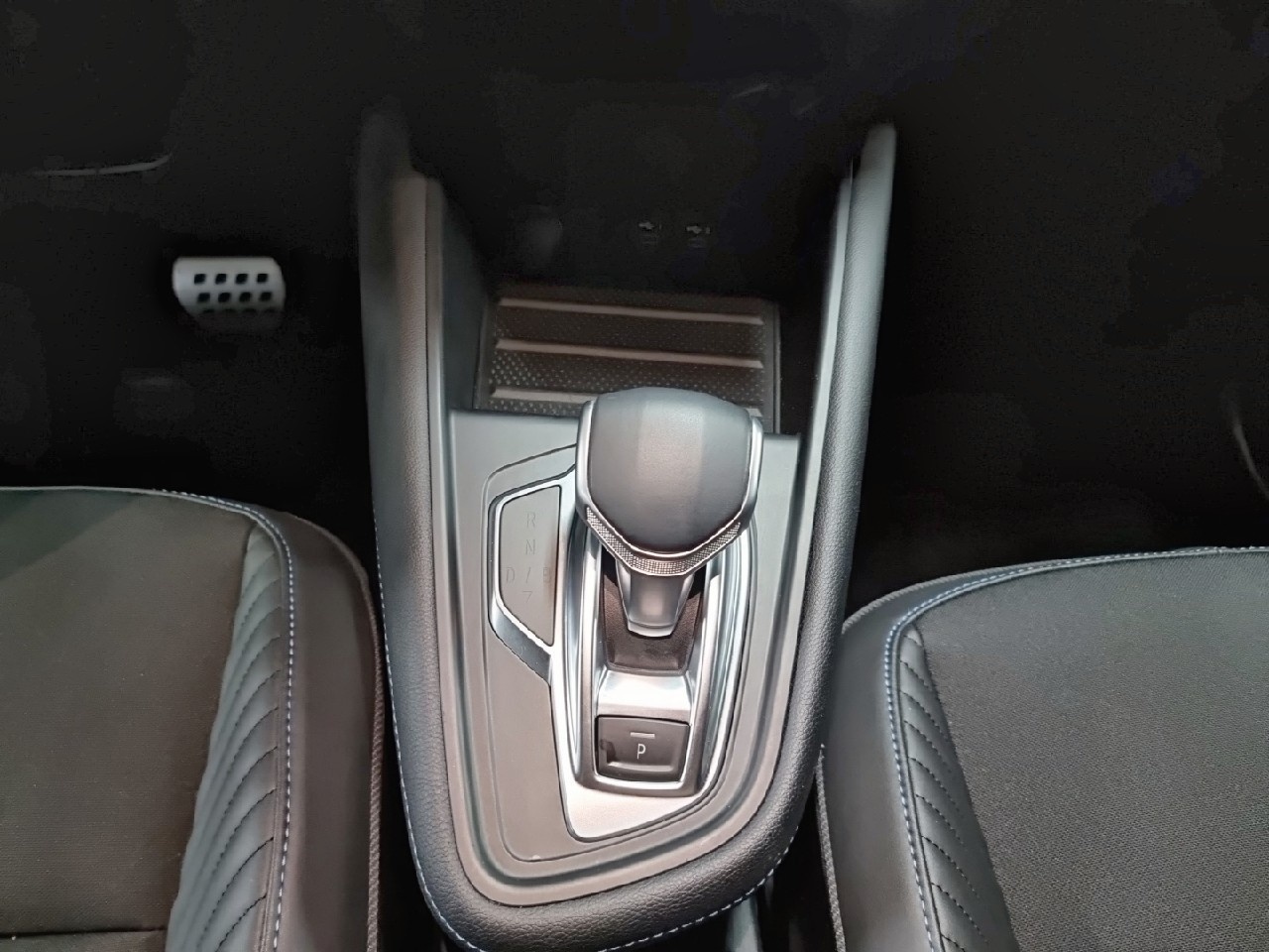 Renault Captur Espirit Alpine E-Tech 107 kW (145 CV) - 7