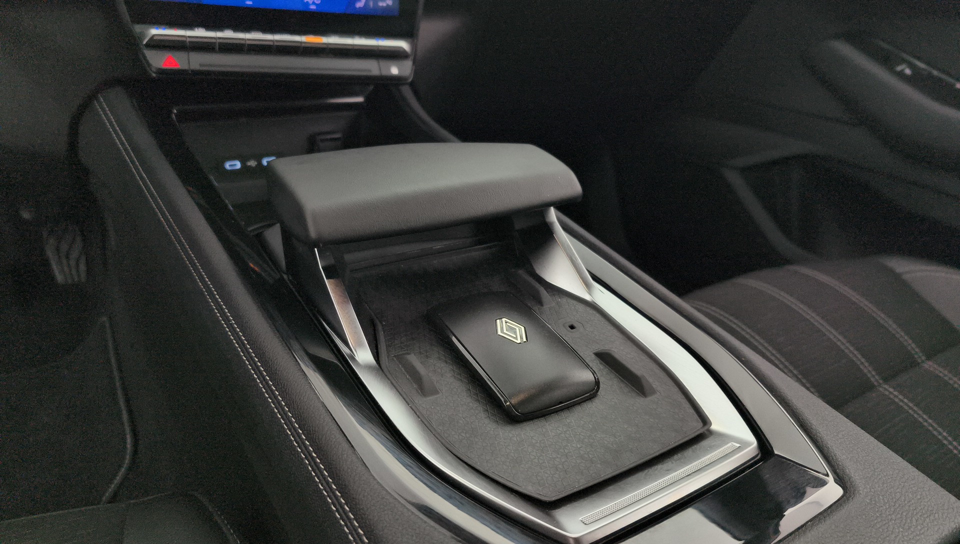 Renault Austral Techno E-Tech Full Hybrid 147 kW (200 CV) - 24