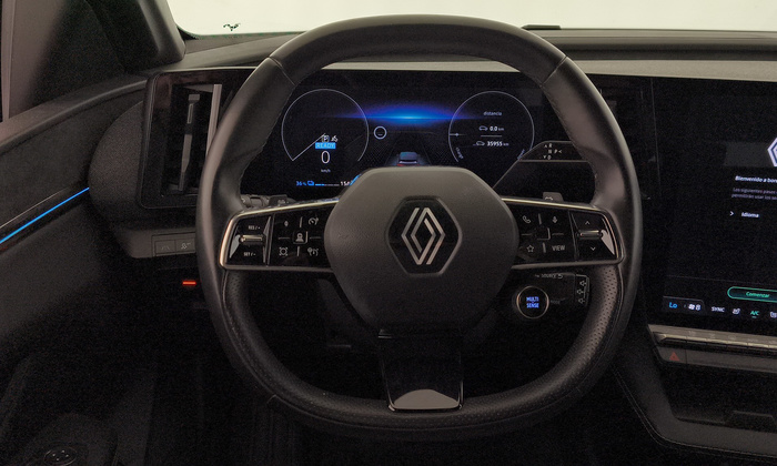 Renault Megane E-Tech Equilibre EV60 Optium Charge 160 kW (218 CV) - 17 Renault Megane E-Tech Equilibre EV60 Optium Charge 160 kW (218 CV) - 17