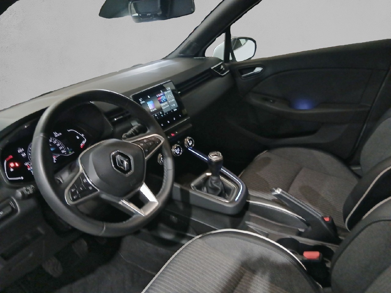 Renault Clio Zen TCe 74 kW (100 CV) GLP - 4