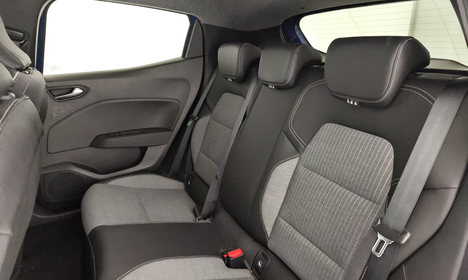 Renault Clio Techno E-Tech full Híbrido 105 kW (143 CV) - 9