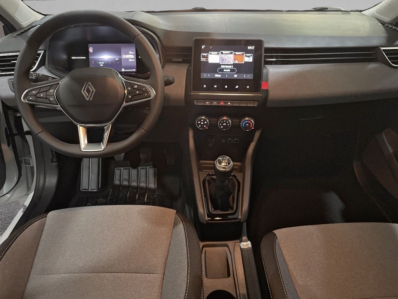 Renault Clio Evolution dCi 74 kW (100 CV) - 8