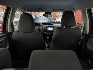 Toyota Yaris 1.5 Feel 82 kW (111 CV) Toyota Yaris 1.5 Feel 82 kW (111 CV)