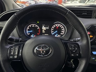 Toyota Yaris 1.5 Feel 82 kW (111 CV) Toyota Yaris 1.5 Feel 82 kW (111 CV)