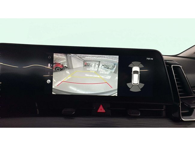 KiaSportage 1.6 T-GDi MHEV Drive 4x2 110 kW (150 CV) Vehículo usado en Barcelona - 15