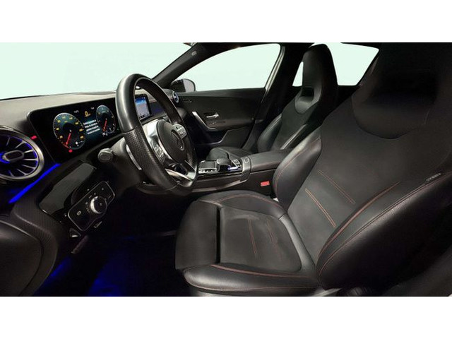 Mercedes-BenzClase A 180 d 85 kW (116 CV) Vehículo usado en Barcelona - 9 Mercedes-BenzClase A 180 d 85 kW (116 CV) Vehículo usado en Barcelona - 9