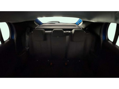 Peugeot 208 PureTech 100 Active 75 kW (100 CV) Peugeot 208 PureTech 100 Active 75 kW (100 CV)