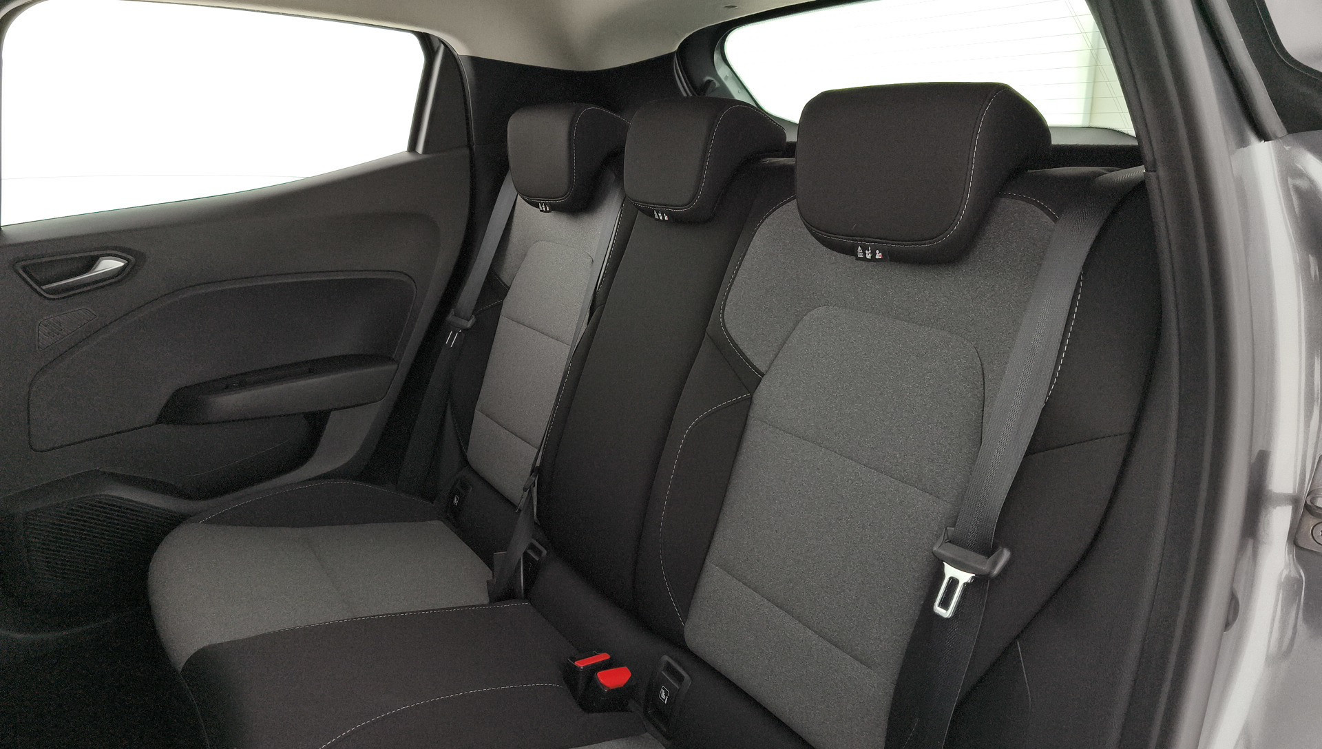 Renault Clio Evolution dCi 74 kW (100 CV) - 13