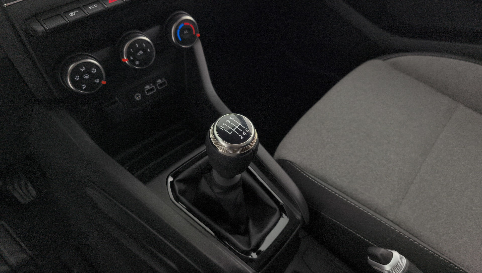 Renault Clio Evolution dCi 74 kW (100 CV) - 24