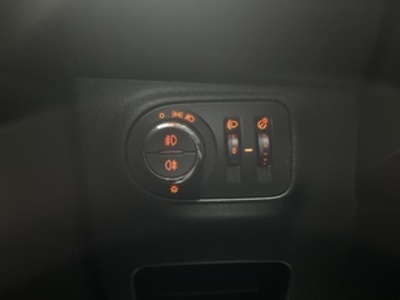 Opel Corsa 1.4 GLP Selective 66 kW (90 CV) Opel Corsa 1.4 GLP Selective 66 kW (90 CV)