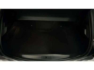 Peugeot 208 PureTech 100 Active 75 kW (100 CV) Peugeot 208 PureTech 100 Active 75 kW (100 CV)