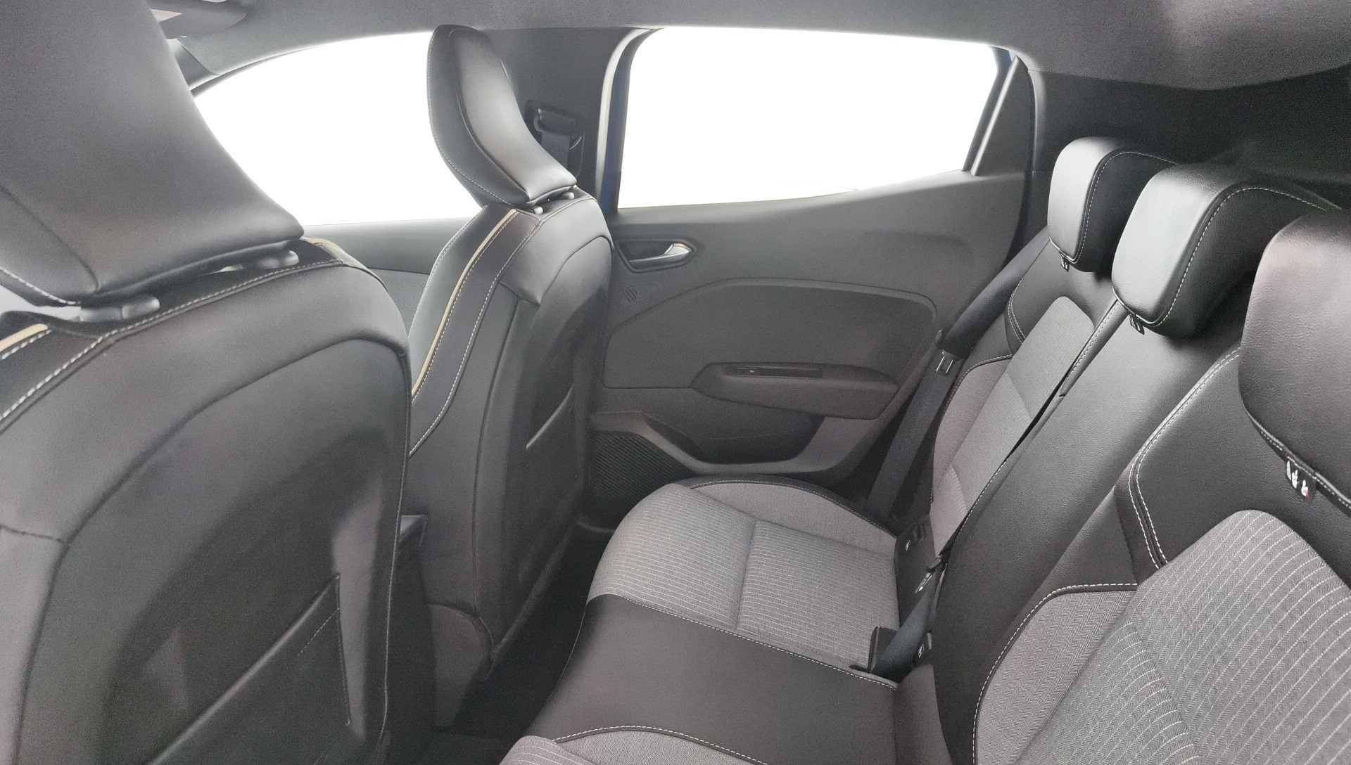 Renault Clio Techno Eco-G 74 kW (100 CV) - 14