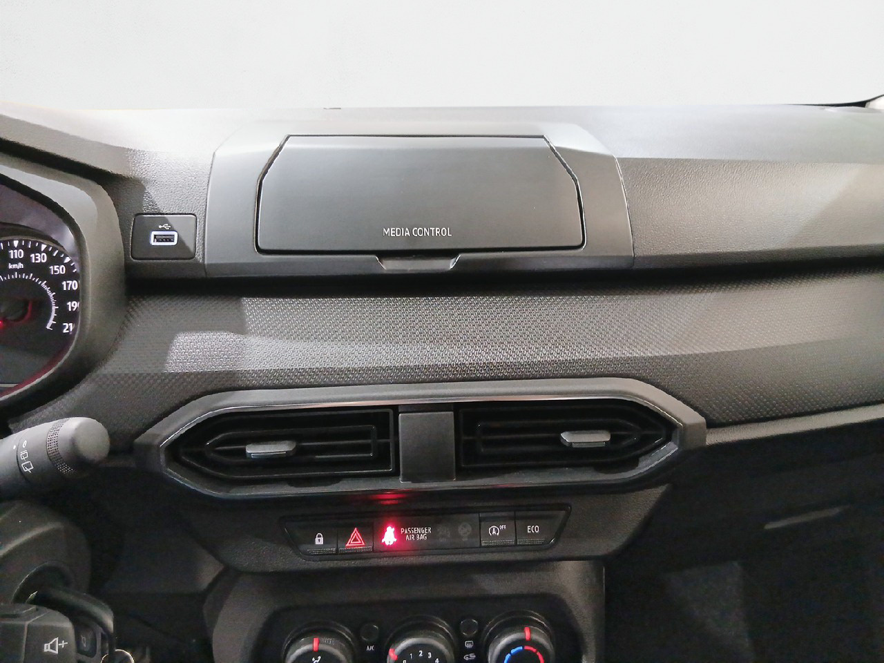 Dacia Sandero Essential TCe 66 kW (91 CV) - 7