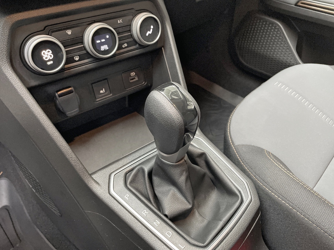 Dacia Sandero Stepway Extreme TCe 90 67 kW (91 CV) CVT - 8