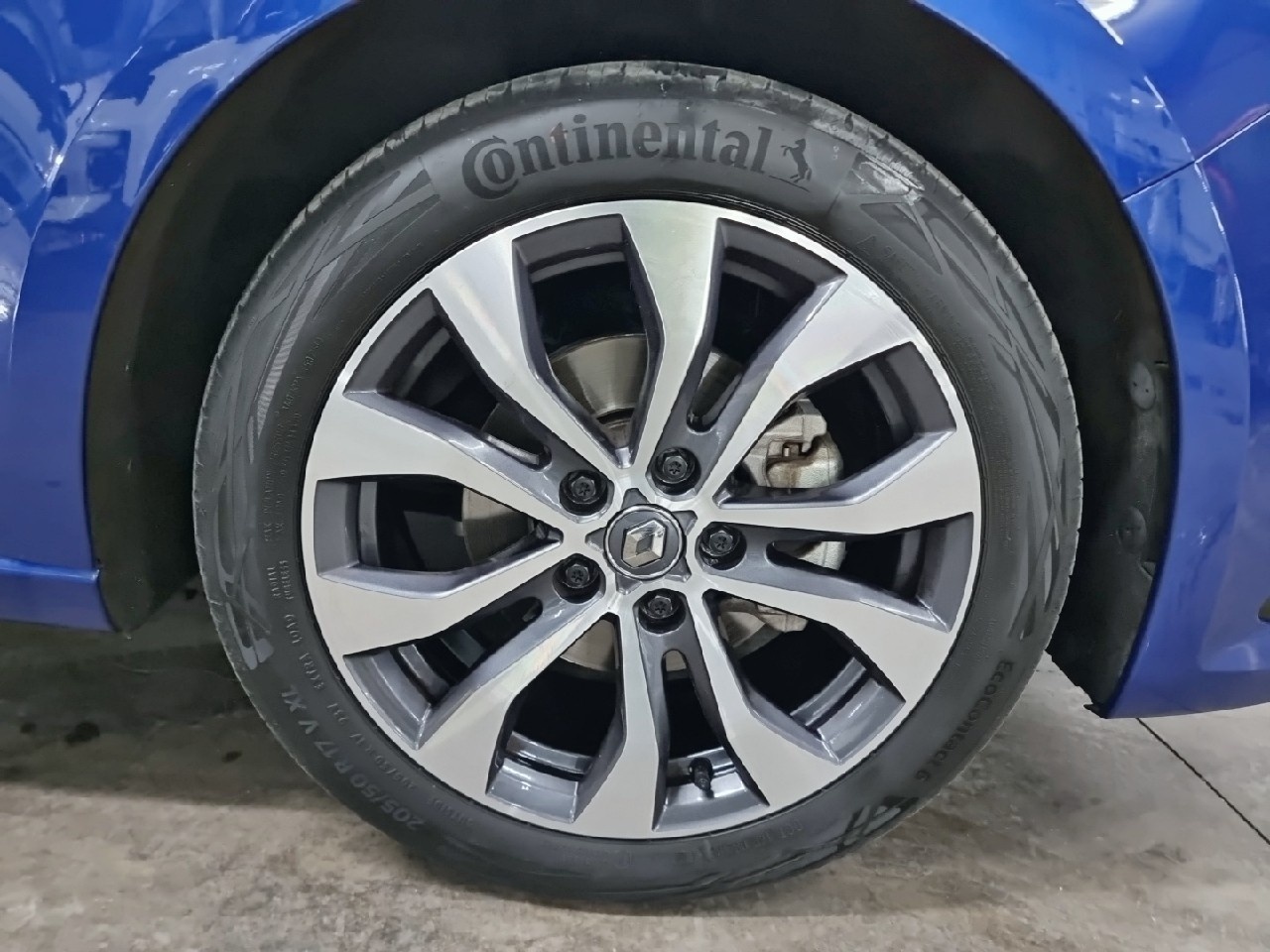 Renault Megane Zen Blue dCi 85 kW (115 CV) - 10