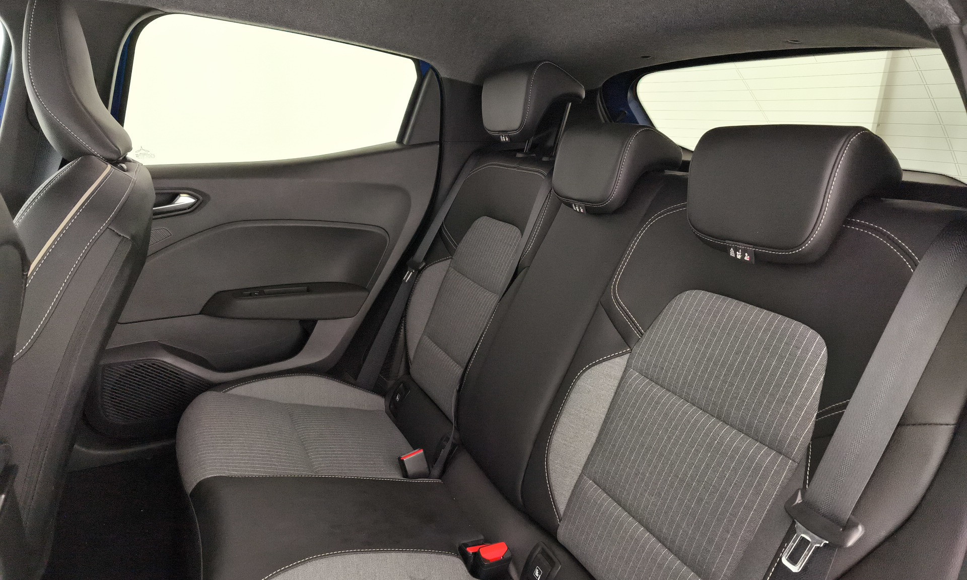 Renault Clio Techno E-Tech full Híbrido 105 kW (143 CV) - 13 Renault Clio Techno E-Tech full Híbrido 105 kW (143 CV) - 13