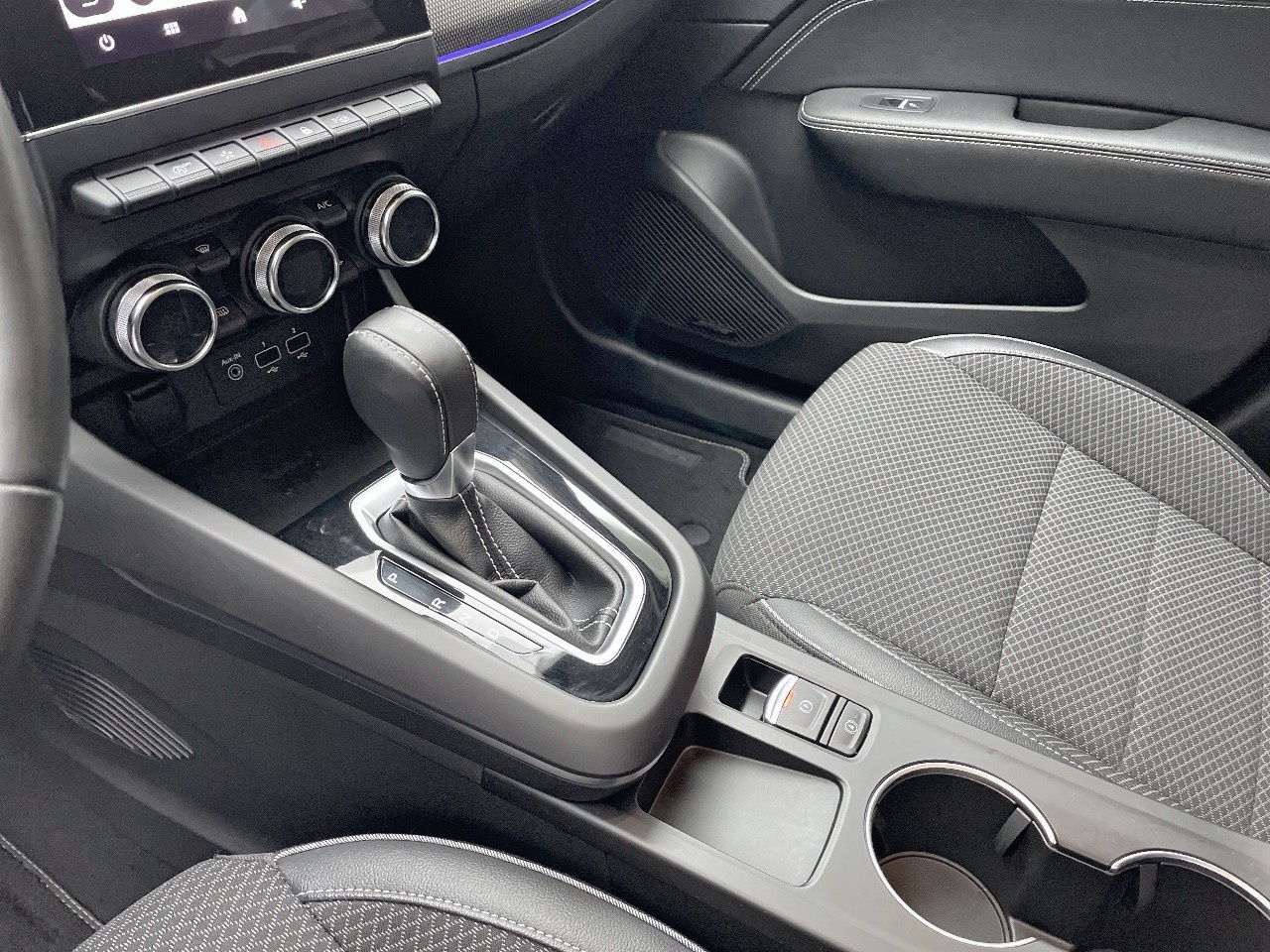 Renault Arkana Zen TCe 103 kW (140 CV) EDC Microhíbrido - 11 Renault Arkana Zen TCe 103 kW (140 CV) EDC Microhíbrido - 11