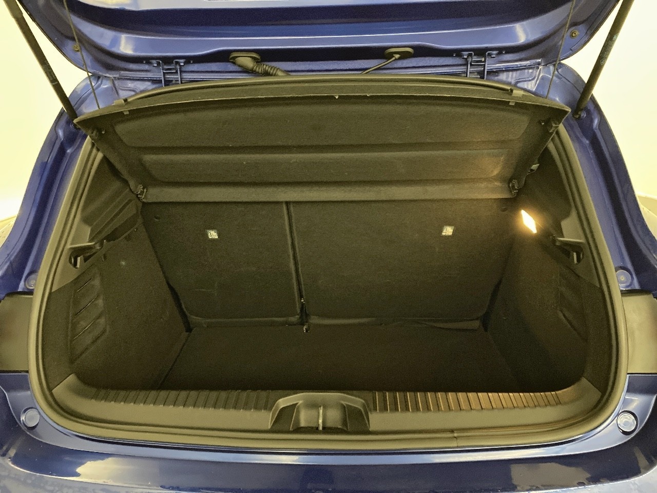 Renault Clio Zen TCe 66 kW (90 CV) - 12 Renault Clio Zen TCe 66 kW (90 CV) - 12