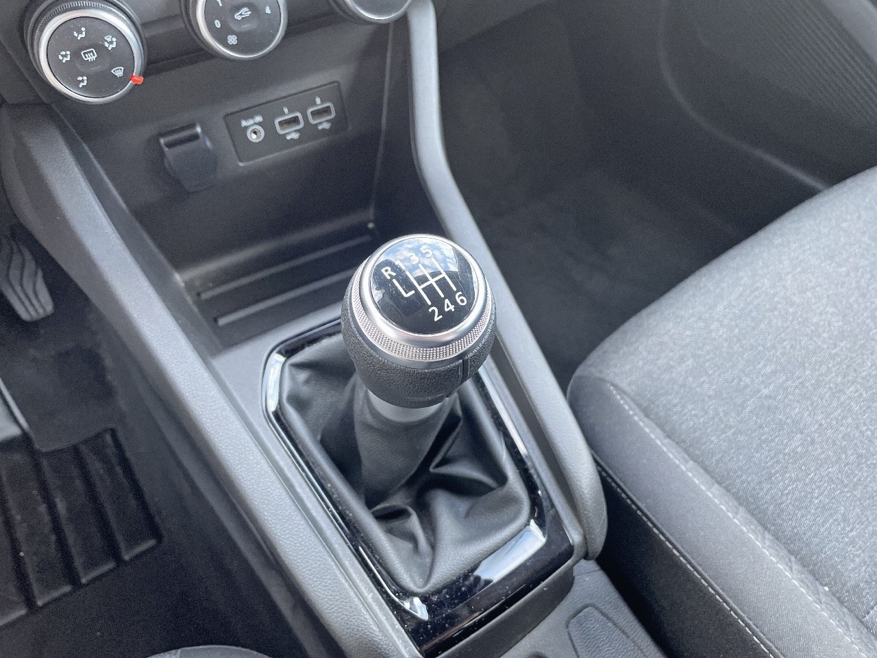 Renault Clio Intens TCe 66 kW (90 CV) - 7