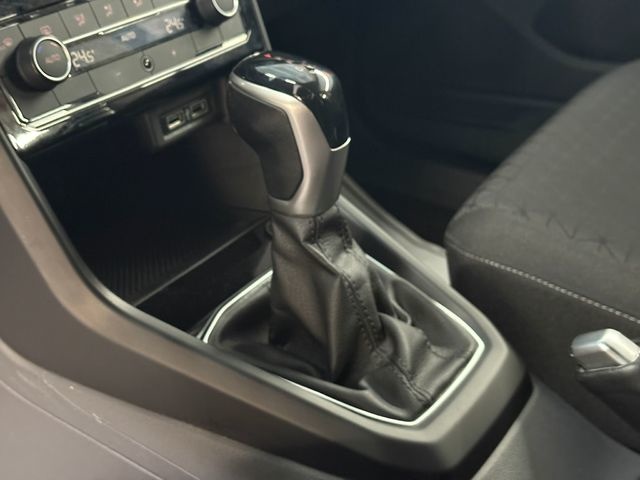 VolkswagenT-Cross Advance 1.0 TSI 85 kW (115 CV) DSG Vehículo usado en Barcelona - 18