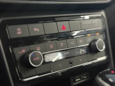 Volkswagen T-Cross Advance 1.0 TSI 85 kW (115 CV) DSG Volkswagen T-Cross Advance 1.0 TSI 85 kW (115 CV) DSG