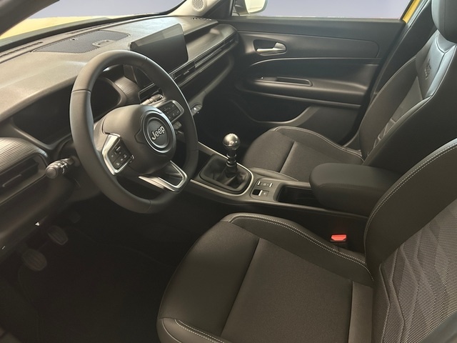 Jeep Avenger 1.2 G Altitude 74 kW (100 CV) KM0 en Las Palmas - 10