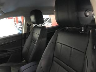 Land Rover Range Rover Evoque D150 MHEV Standard 4WD Auto 110 kW (150 CV) Land Rover Range Rover Evoque D150 MHEV Standard 4WD Auto 110 kW (150 CV)